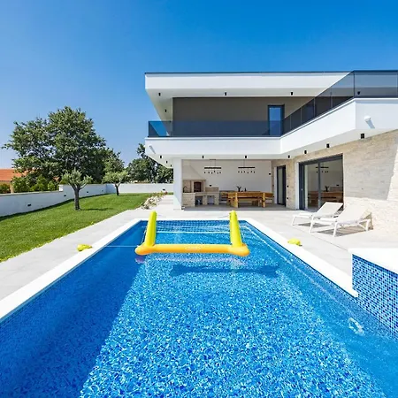 Villa Maem