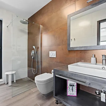 Βίλα Maem Πούλα